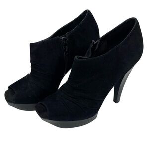 NWT BCBGeneration Peep Toes Suede Black Platform Booties Rimy Sz 5.5